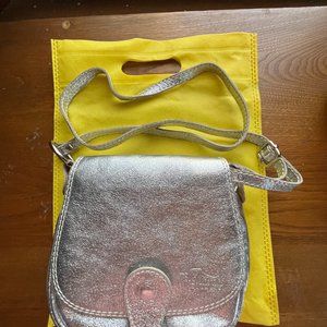 MARA'S TAORMINA SILVER CROSSBODY WITH DUSTBAG